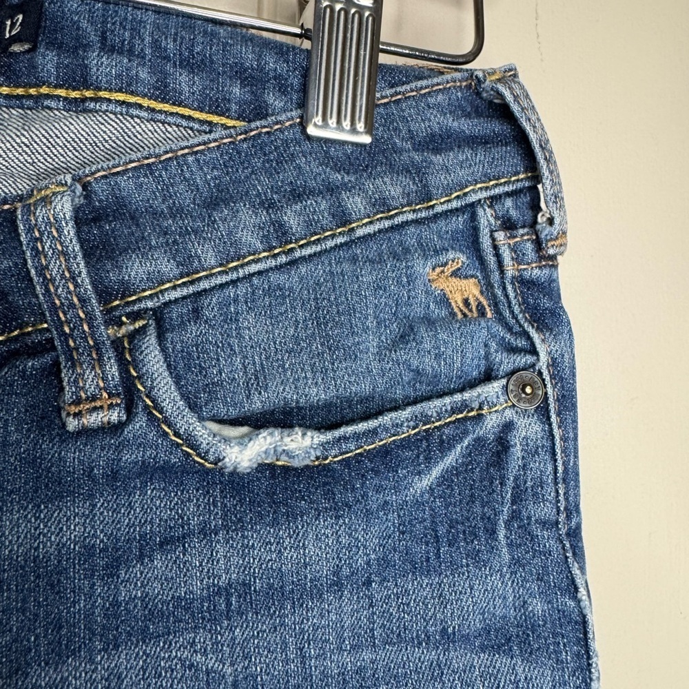 Abercrombie Denim Shorts - Picture 4 of 9